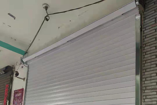 歐式保溫卷簾門