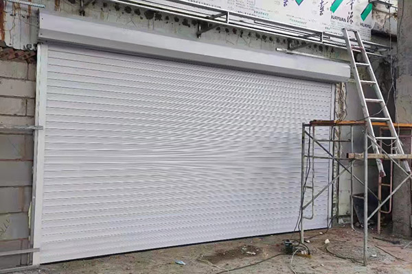 歐式保溫卷簾門