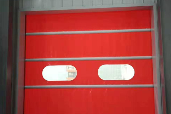 沈陽卷簾門生產(chǎn)廠家門自檢防寒防火快速卷簾門需注意的事項