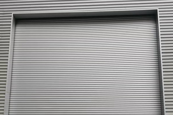 沈陽卷簾門廠家制作加工類型及破拆方法