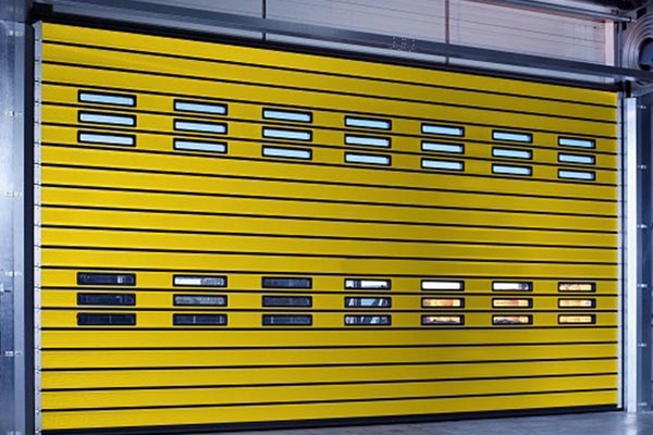 沈陽卷簾門廠家對商場卷簾門優(yōu)點的探討